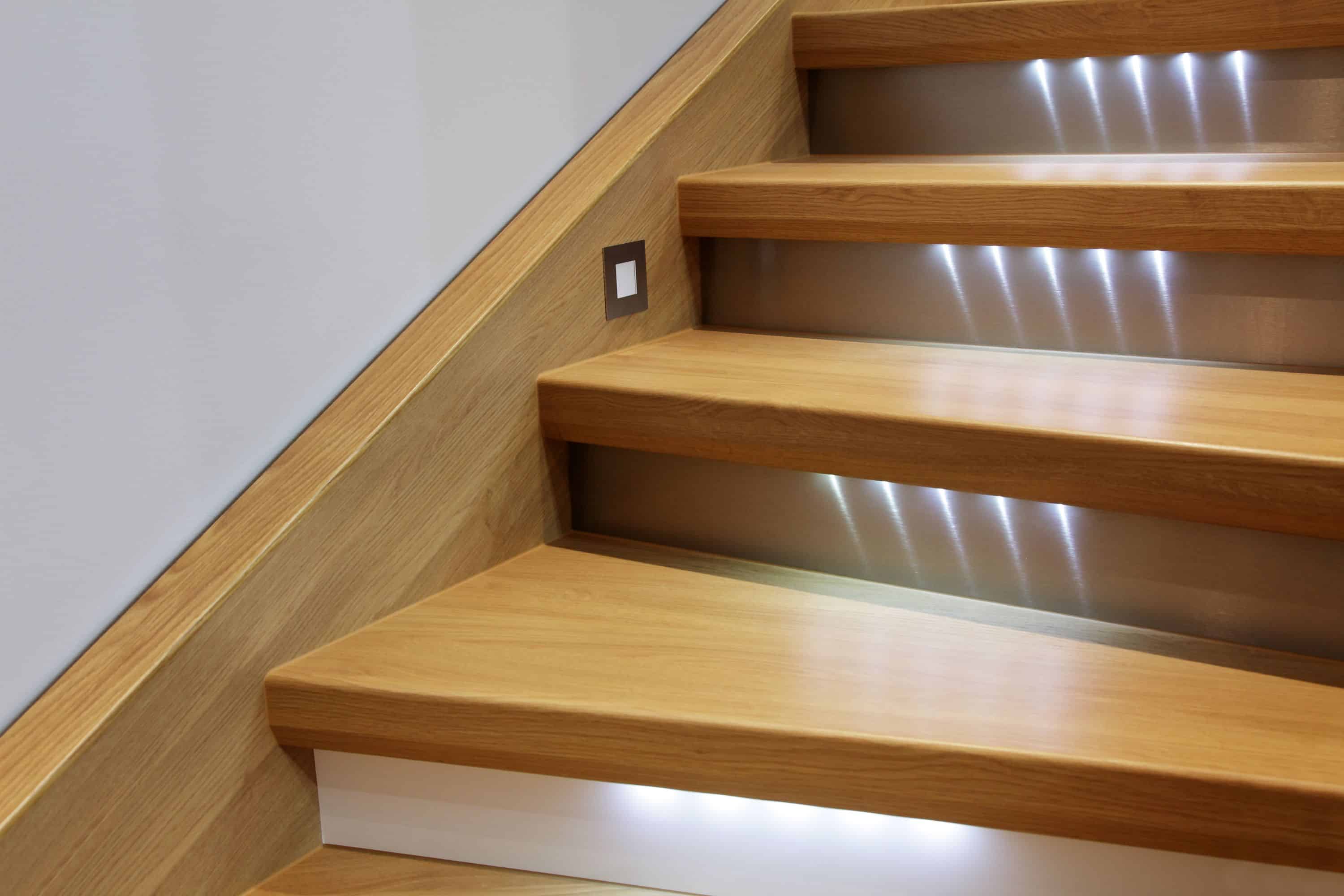 revetement escalier beton bois